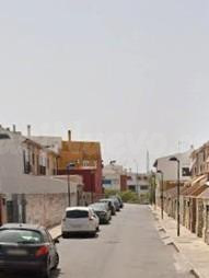 CASA EN LUCENA