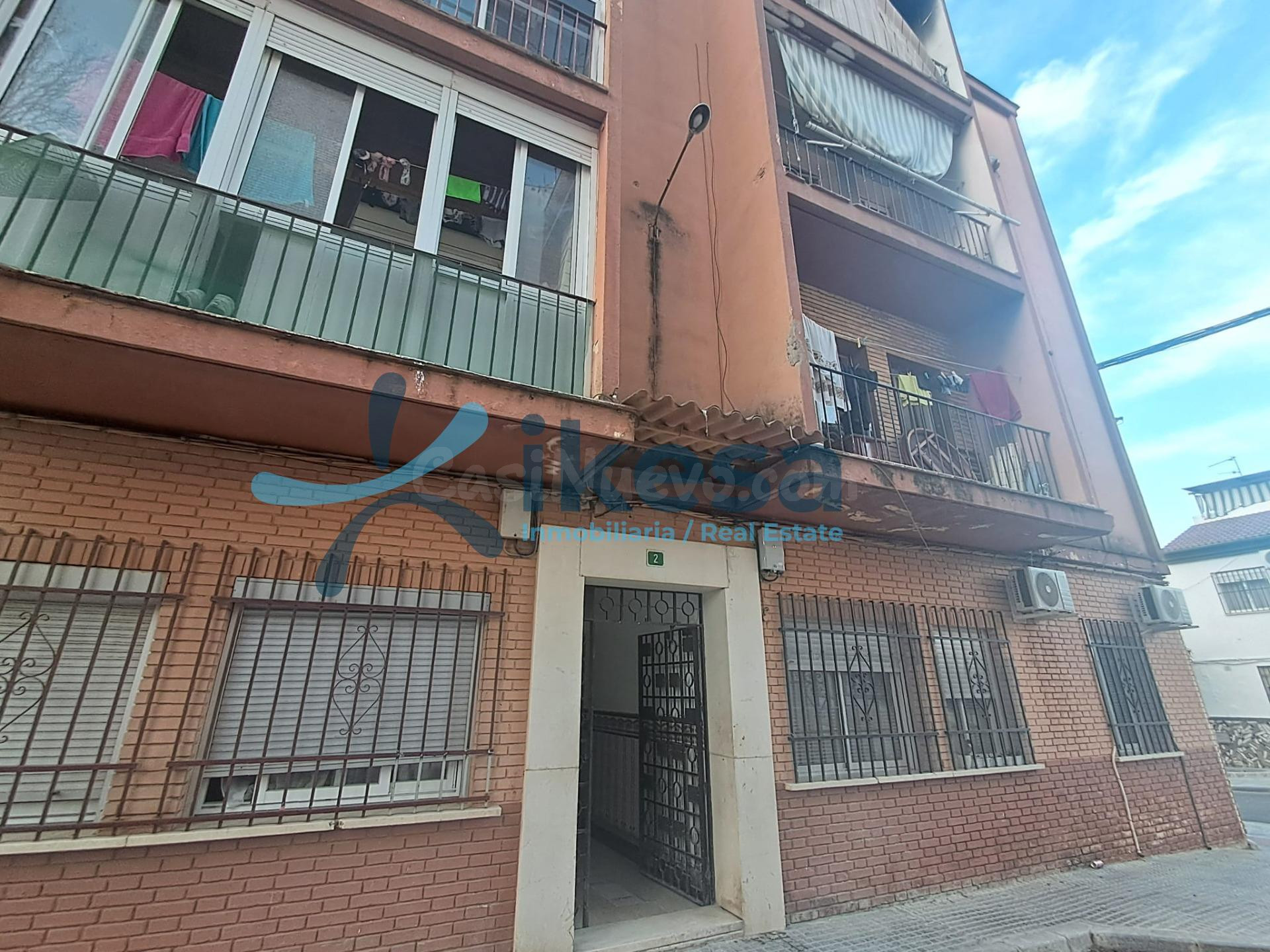 Venta de Piso a reformar en Lucena - Córdoba - foto 2