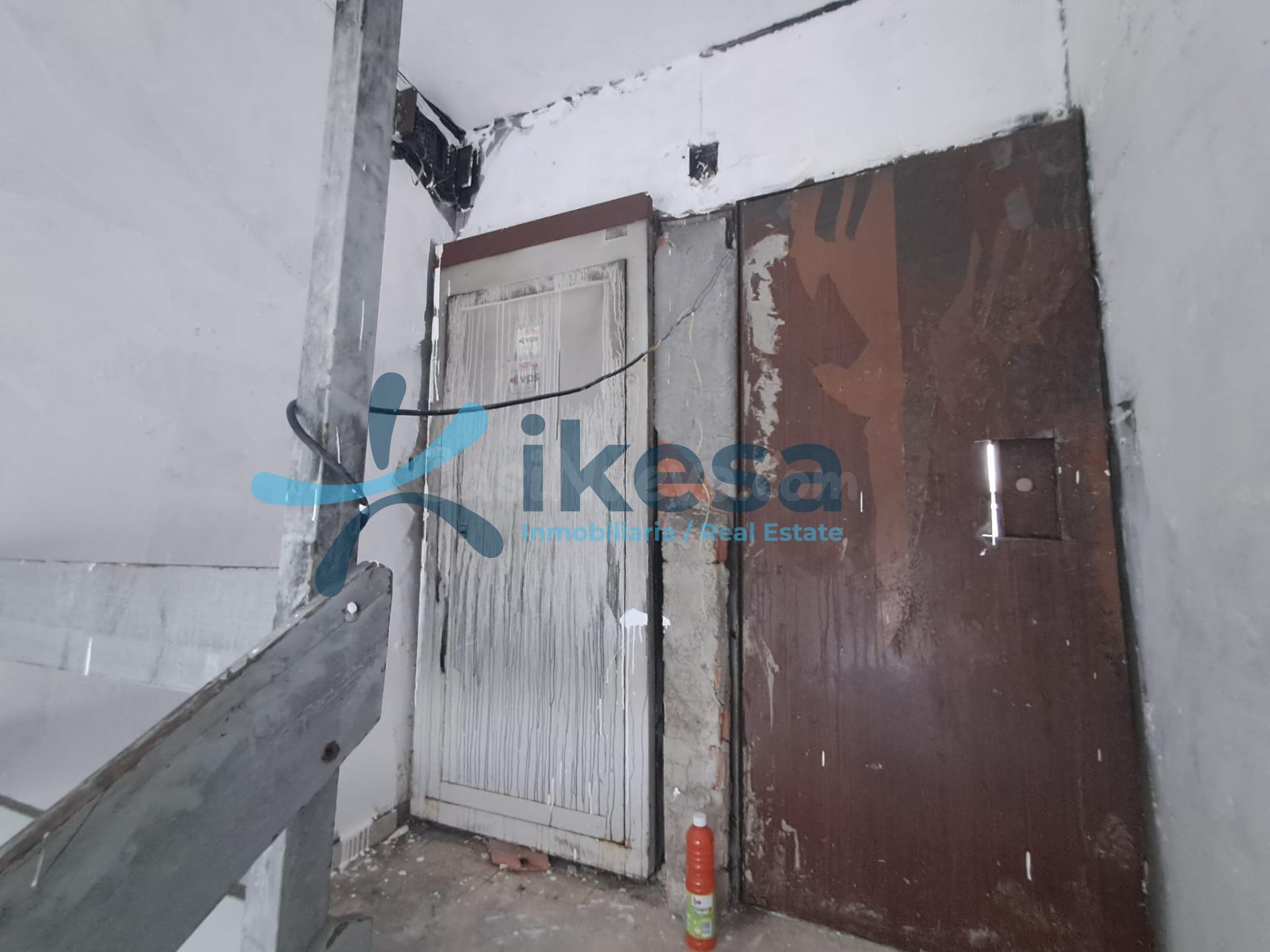 Venta de Piso a reformar en Lucena - Córdoba - foto 4