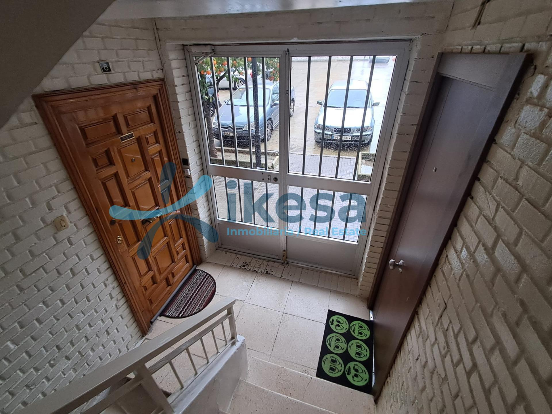 Venta de piso sin posesión (no visitable) en Lucena - Córdob - foto 4
