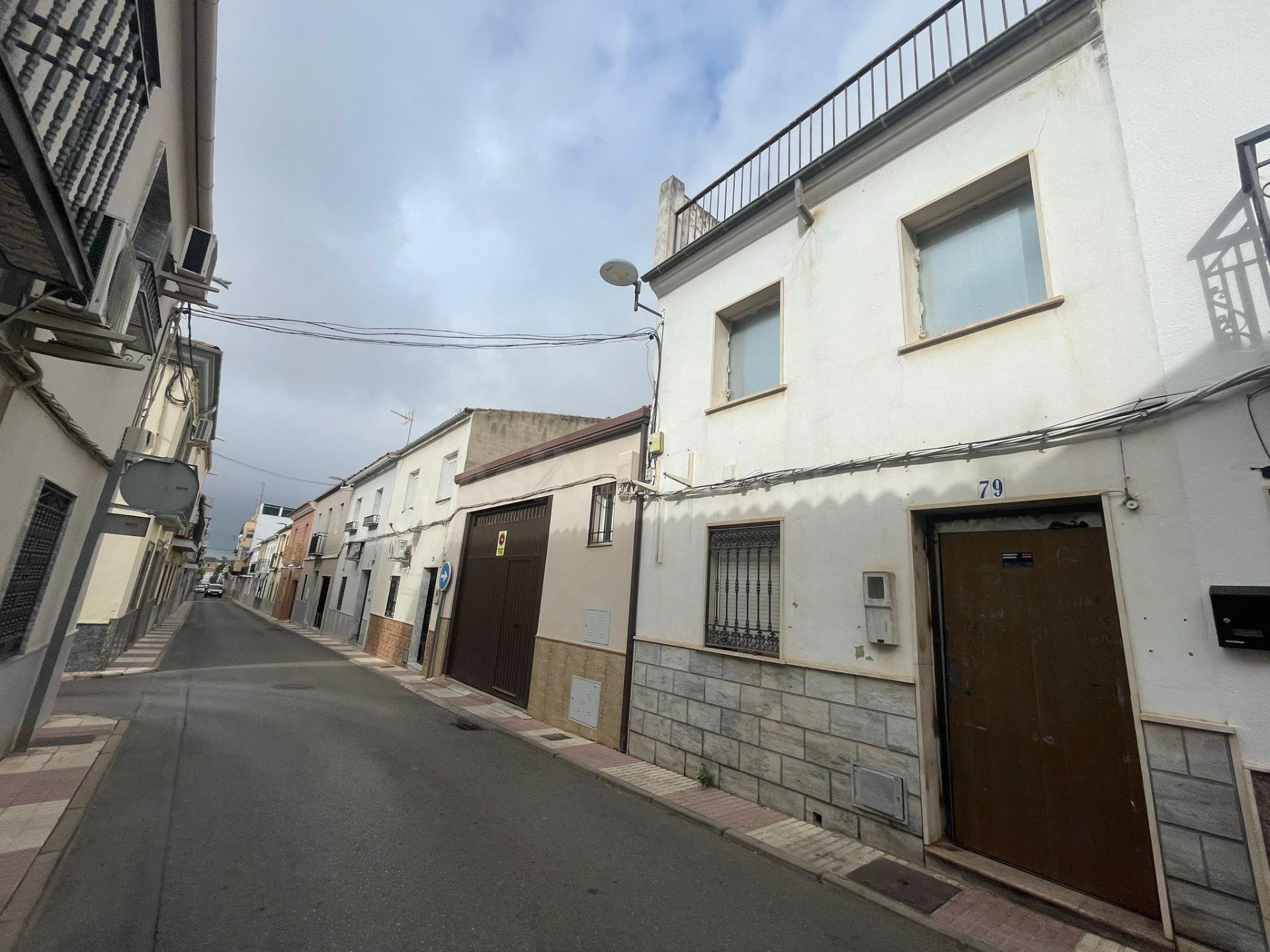 Venta de Casa Adosada en Bailén (Jaén) - foto 2