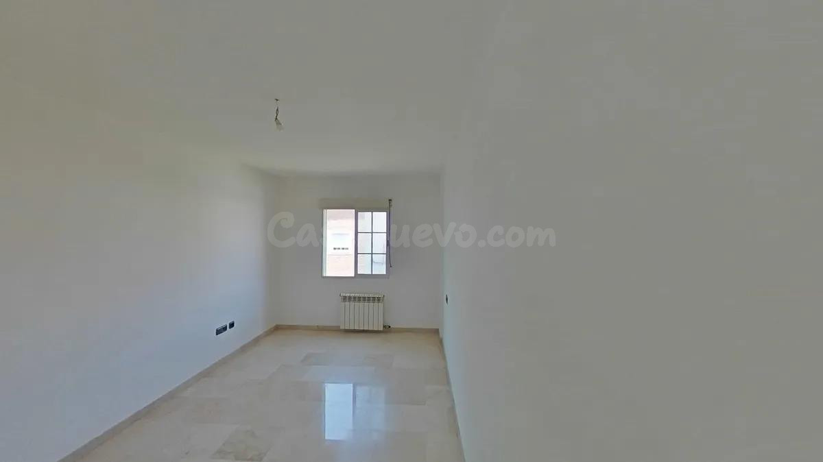 Amplio y Moderno Piso en el Corazón de Armilla