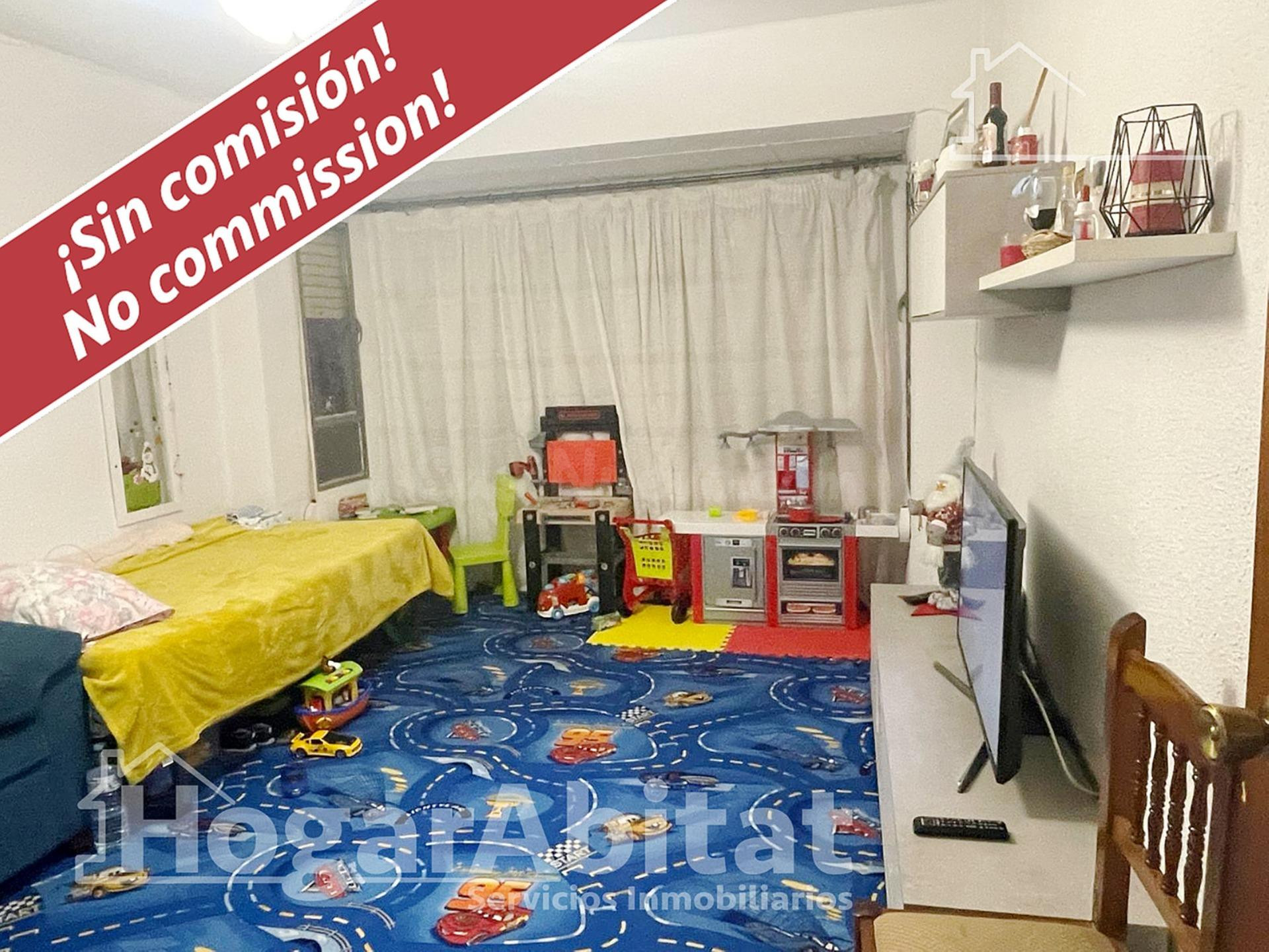 AMPLIA CASA CON MUCHAS POSIBILIDADES