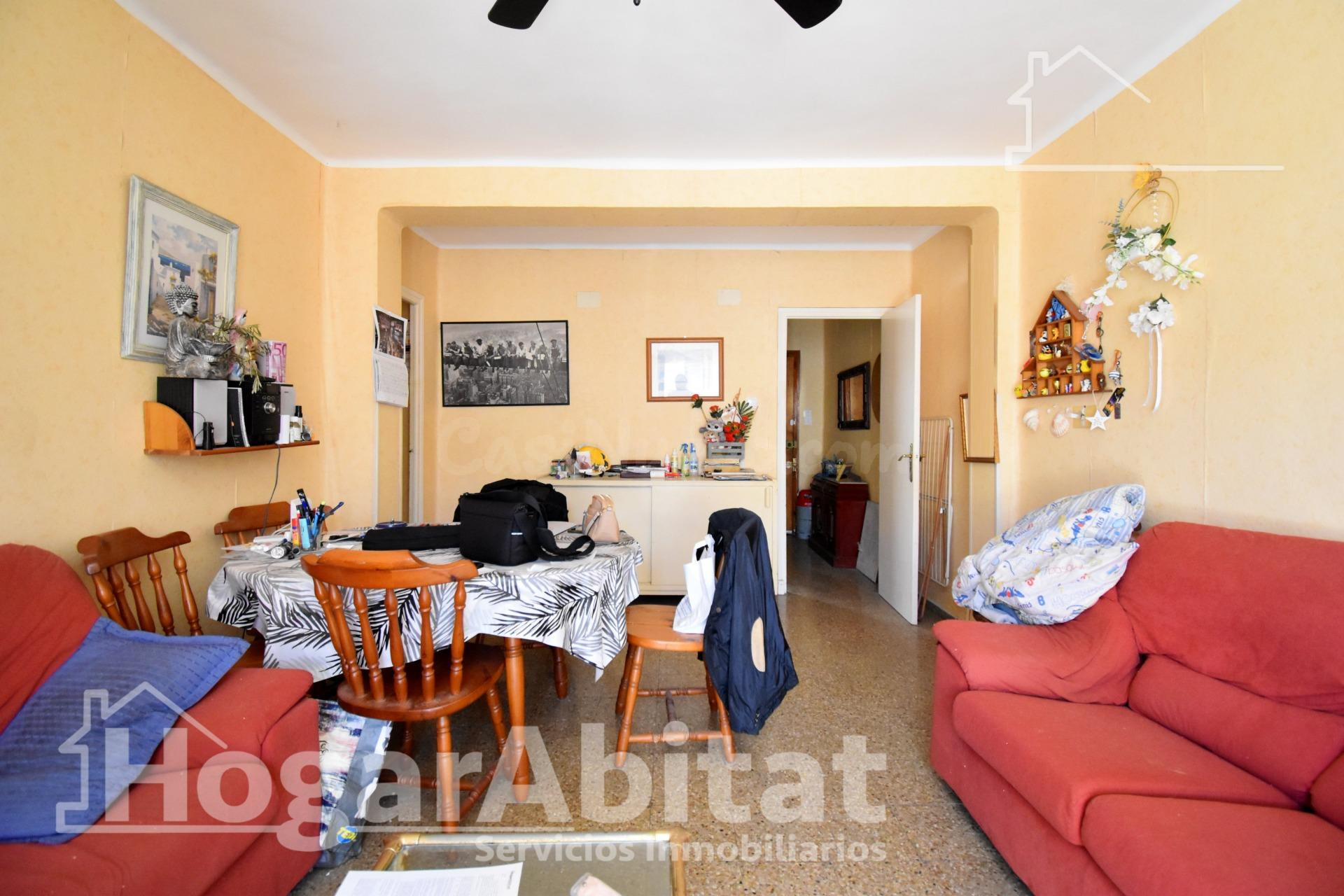 ¡MUY CERCA DEL PUERTO! EXTERIOR CON BALCÓN