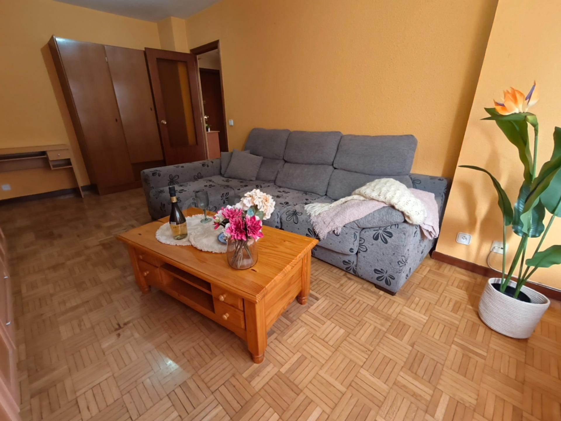 Encantador Apartamento, muy luminoso !!!