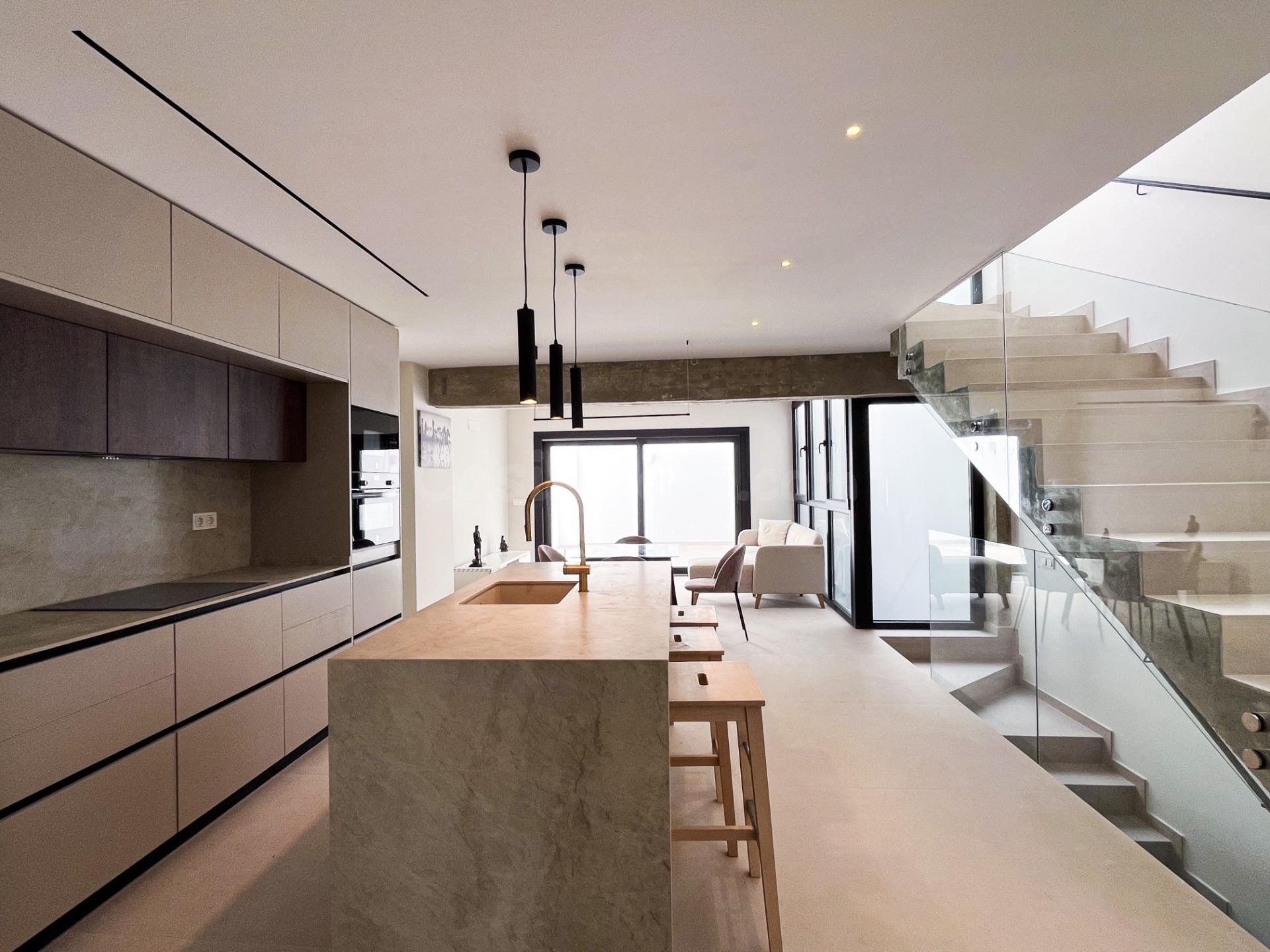 Casa 3 habitaciones 290m² en venta - El Ejido-La Merced-La Victoria