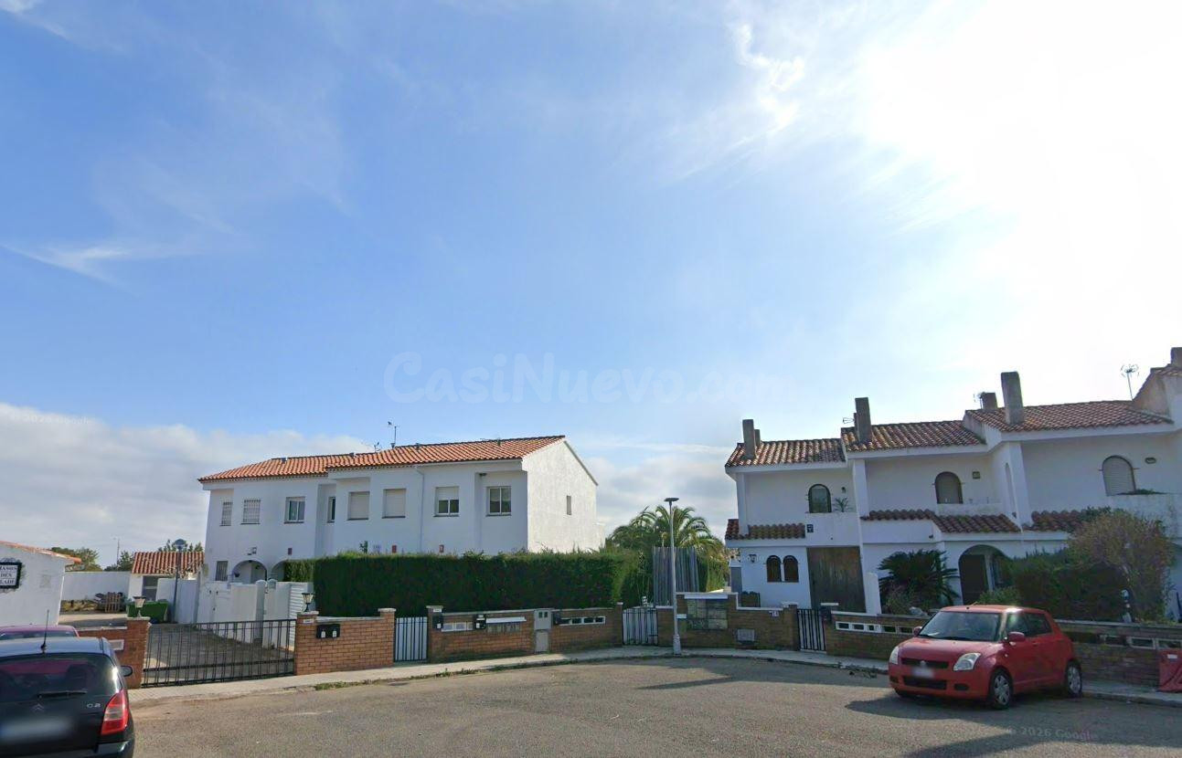 SE VENDE CASA OKUPADA en CARRER DE LES TULIPES, MONT-ROIG DE