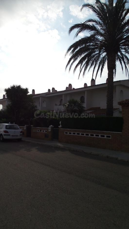 SE VENDE CASA OKUPADA en CARRER DE LES TULIPES, MONT-ROIG DE - foto 3