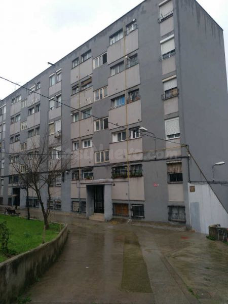 Se vende Piso OKUPADO en Agudes 134 Barcelona, (Barcelona).
