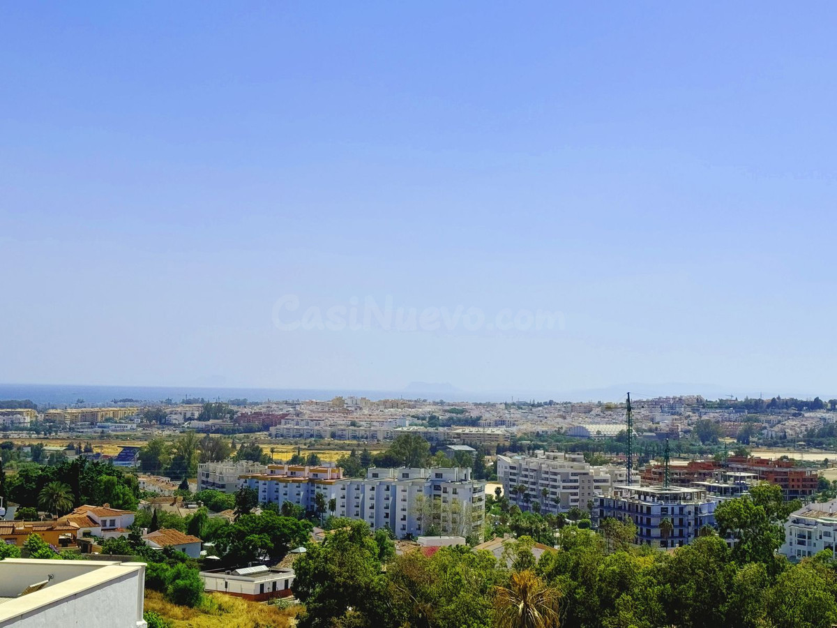 Parcela exclusiva en primera línea Marbella - Construye tu hogar con vistas al Mediterráneo