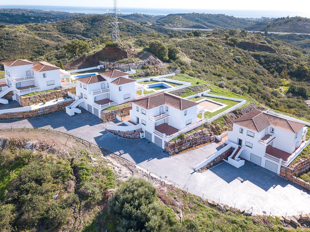 Chalet 4 habitaciones 350m² en venta - Costa Del Sol