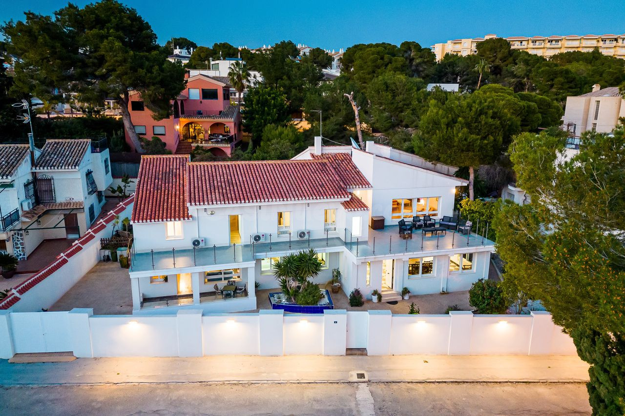 Villa 7 habitaciones 512m² en venta - Campoamor