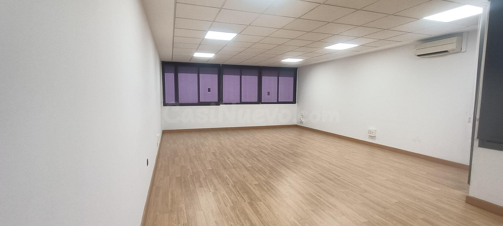 Oficina en alquiler en Armilla – Excelente ubicación junto al Metro