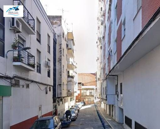 Venta Piso en  San Juan de Aznalfarache (Sevilla)