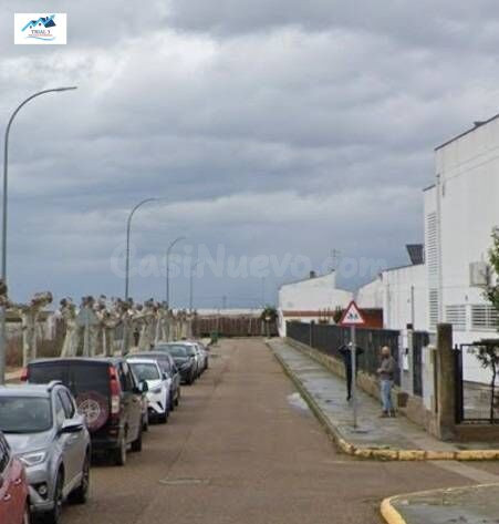 Venta de Casa en Valdelacalzada (Badajoz) - foto 2