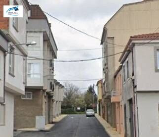 Venta de dos locales  en Melide (A Coruña) - foto 2