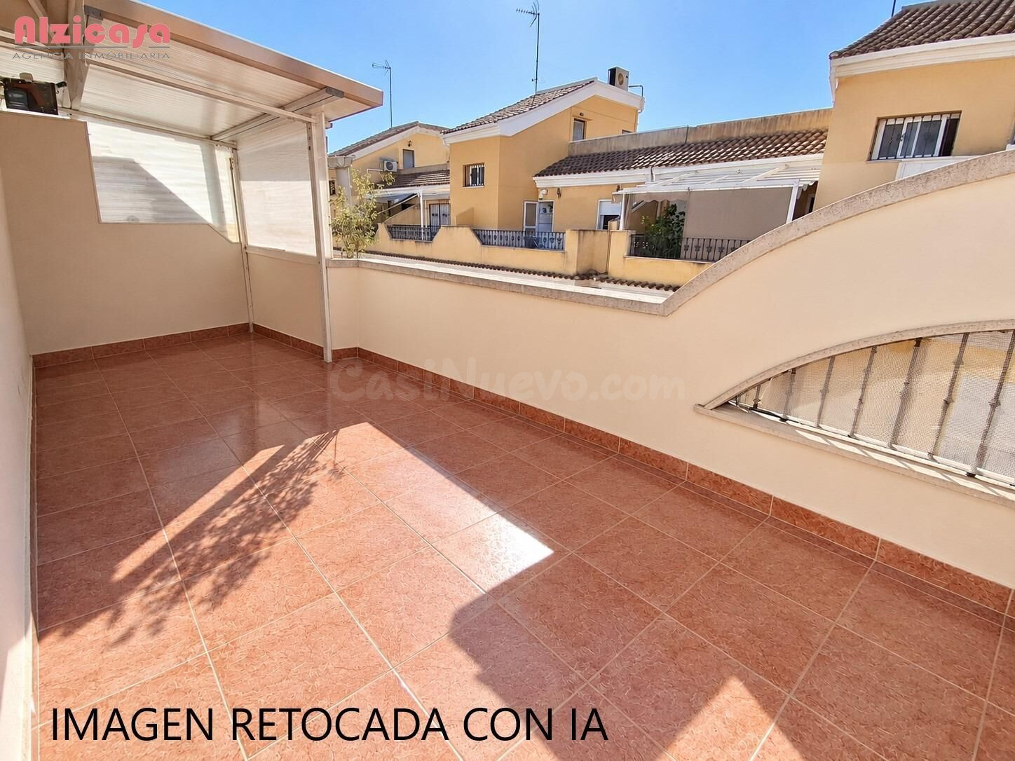 ÁTICO EN VENTA EN LA ZONA DE SANTS PATRONS   Junto al IES Re