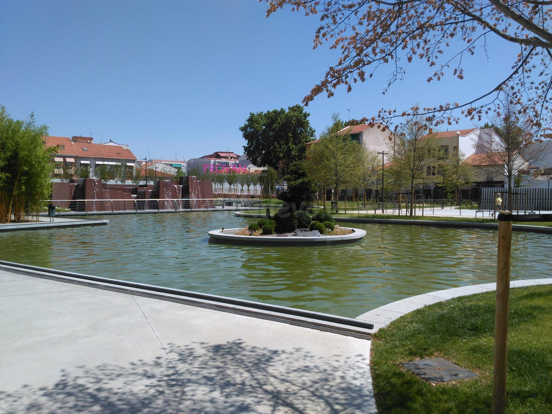 APARTAMENTO CON 1 DORMITORIO Y TRASTERO EN EL CENTRO - foto 2
