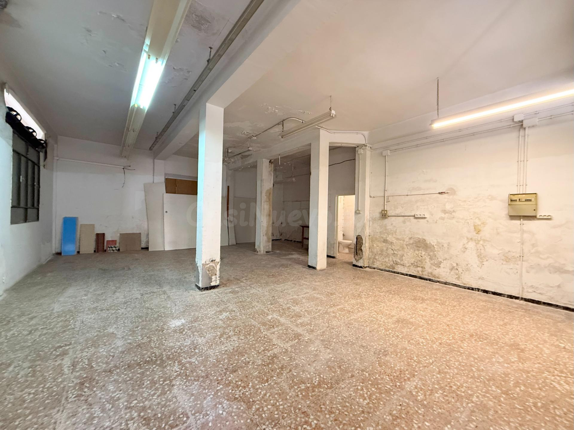 ESTUPENDO LOCAL COMERCIAL IDEAL PARA CONVERTIR A VIVIENDA