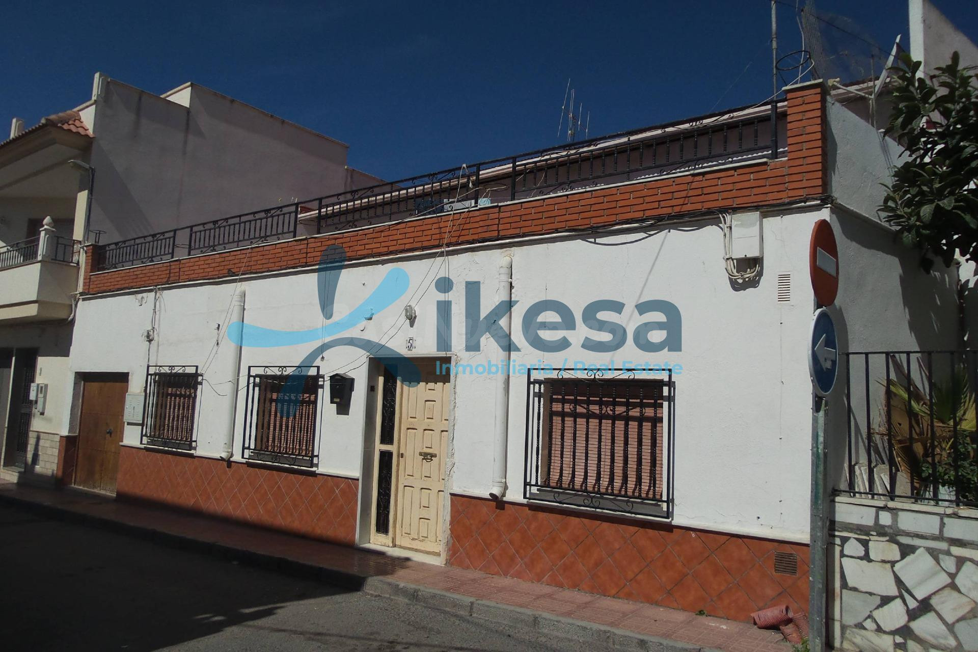 Se vende Casa en la localidad de Berja
