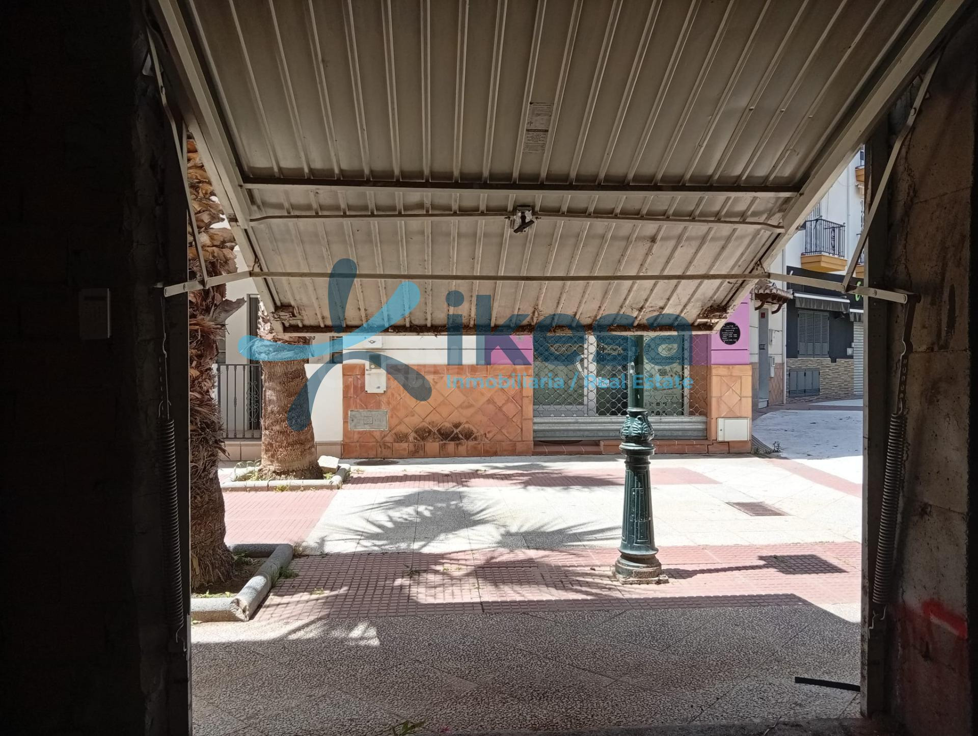 Se vende Local Comercial en Salobreña - foto 3