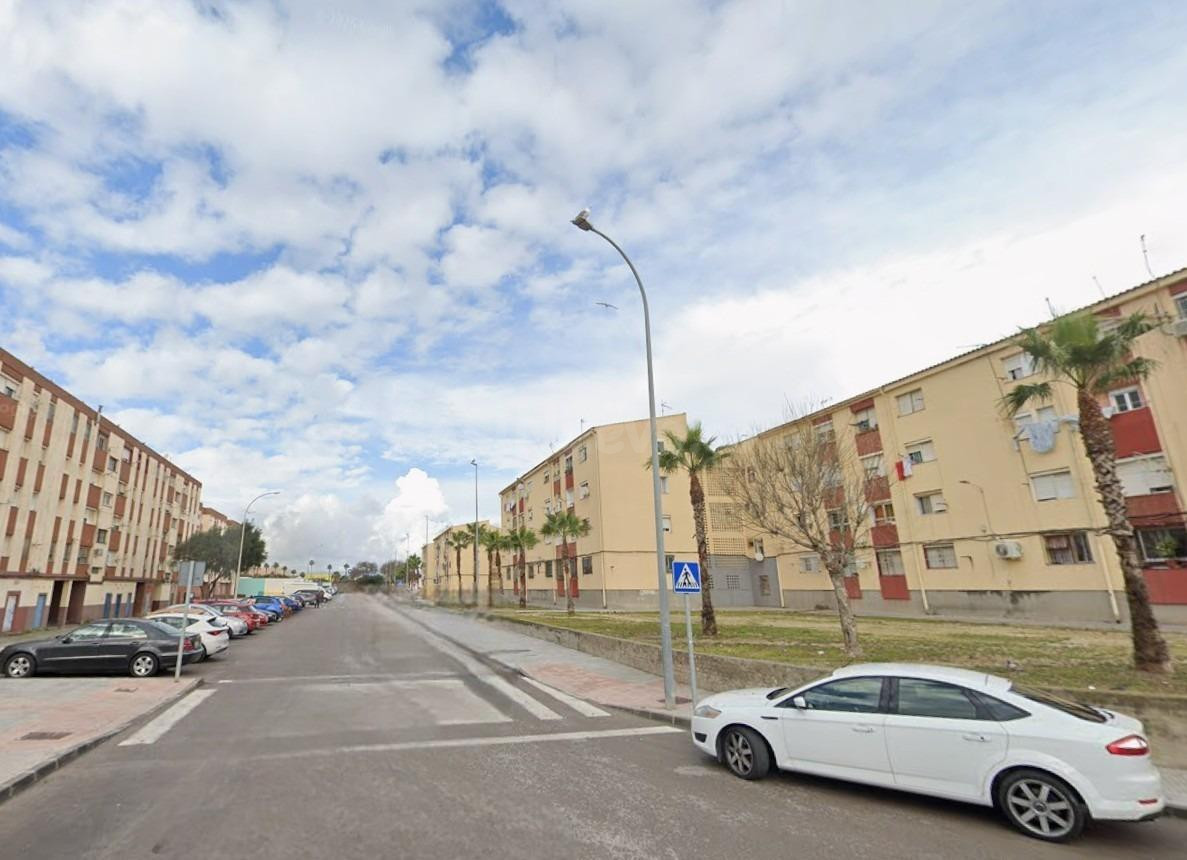 Piso en La Línea de la Concepción, Cádiz. Activo inmobiliario SIN POSESIÓN, NO SE PUEDE VISITAR