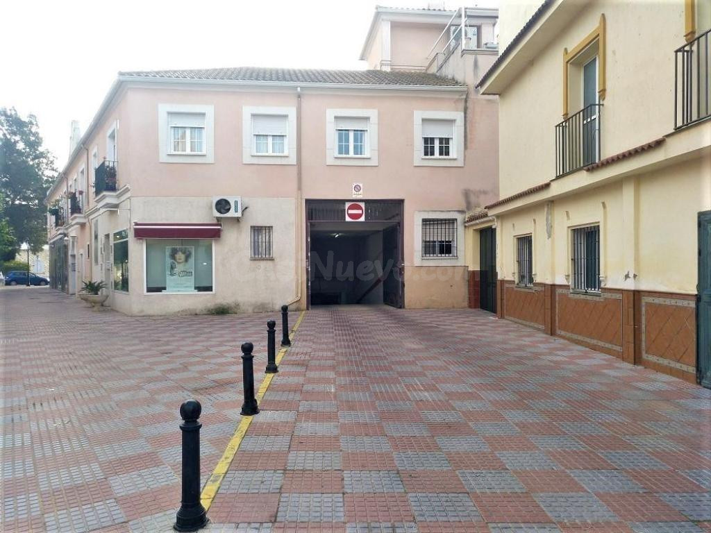 Venta de Garaje en Tomares - Sevilla