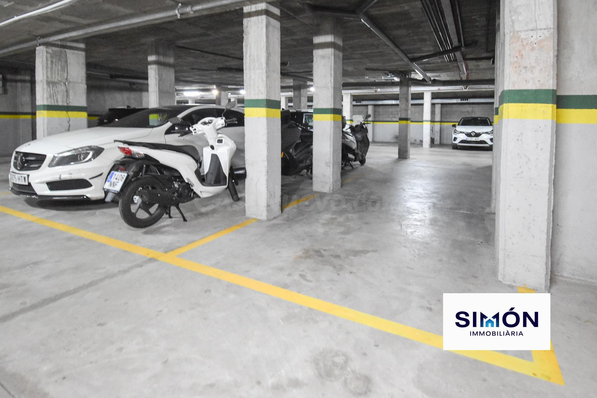 PLAZA DE PARKING EN VENTA EN LAS BASES DE MANRESA