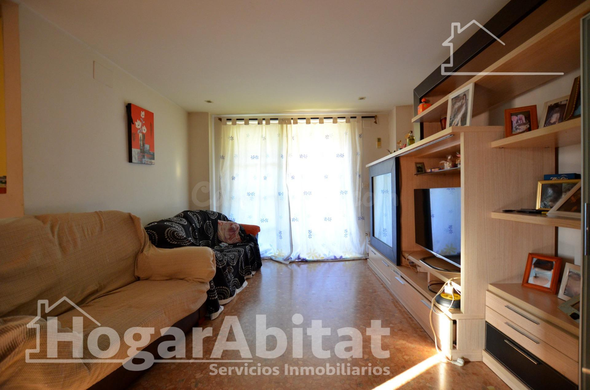 EXTERIOR CON BALCÓN, GARAJE Y TRASTERO