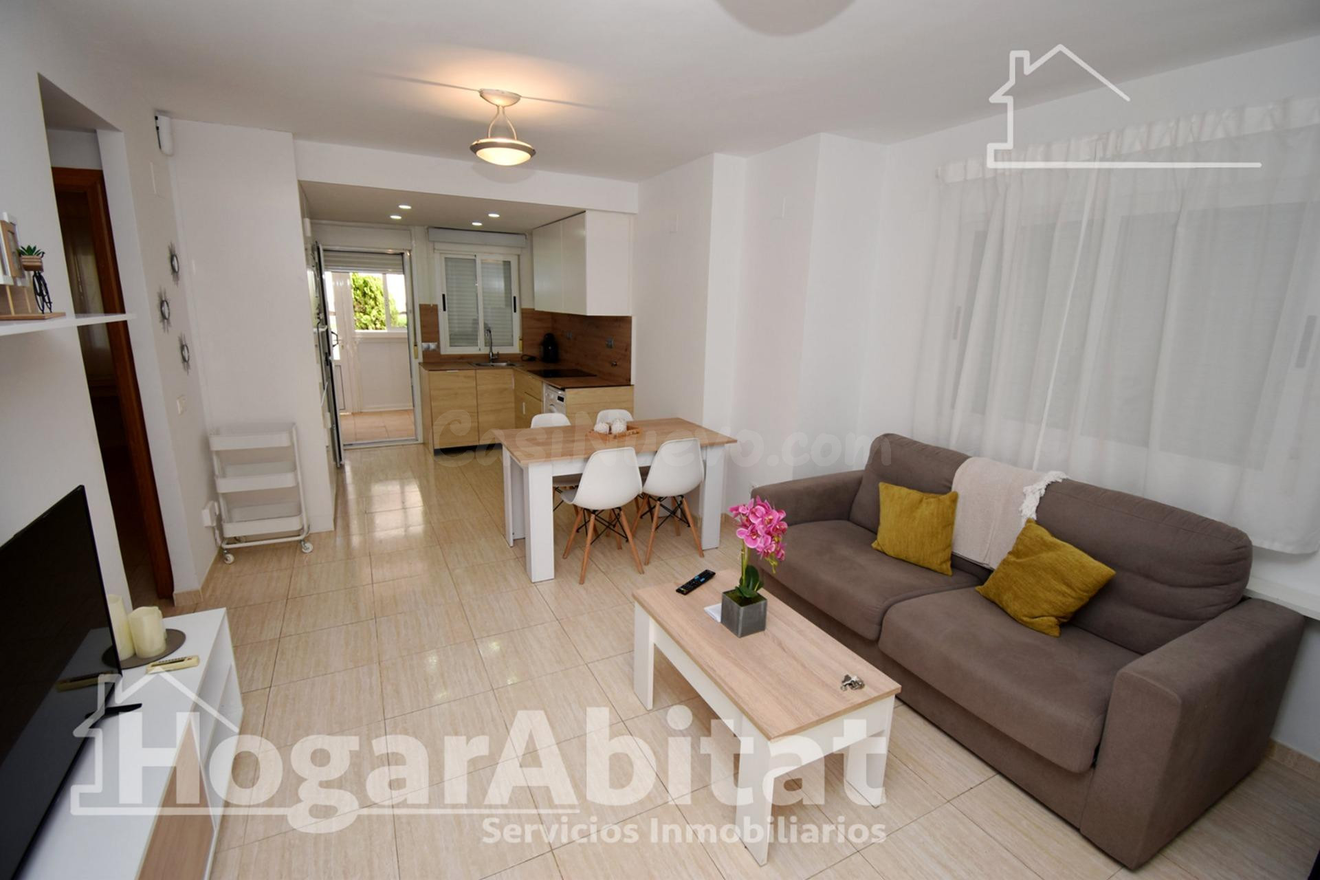 REFORMADO CON TERRAZA, PISCINA Y GARAJE