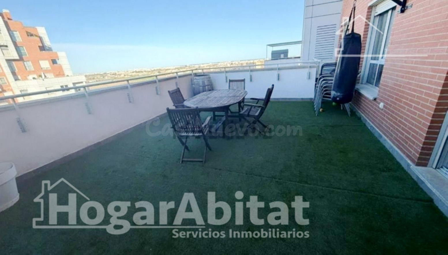 PRECIOSO ÁTICO REFORMADO CON TERRAZA, GARAJE Y TRASTERO