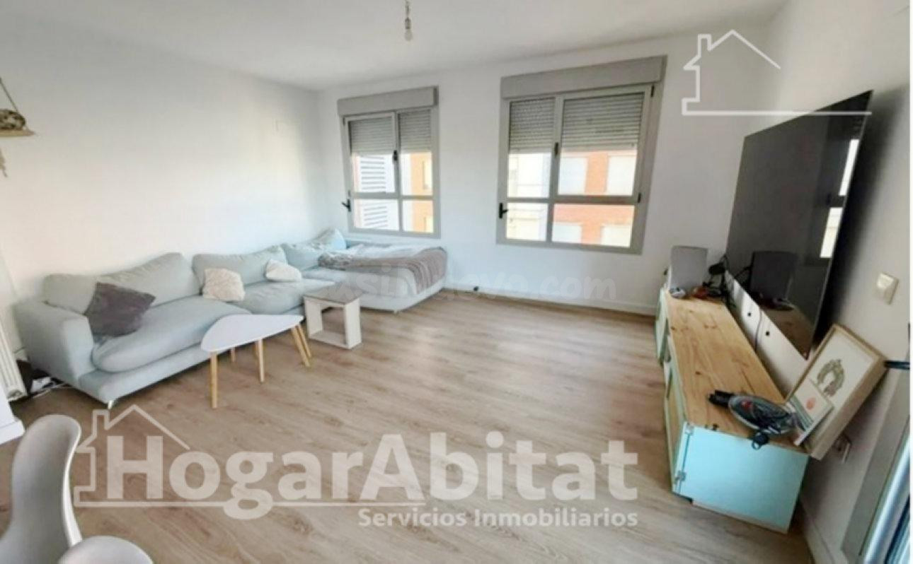 PRECIOSO ÁTICO REFORMADO CON TERRAZA, GARAJE Y TRASTERO - foto 5