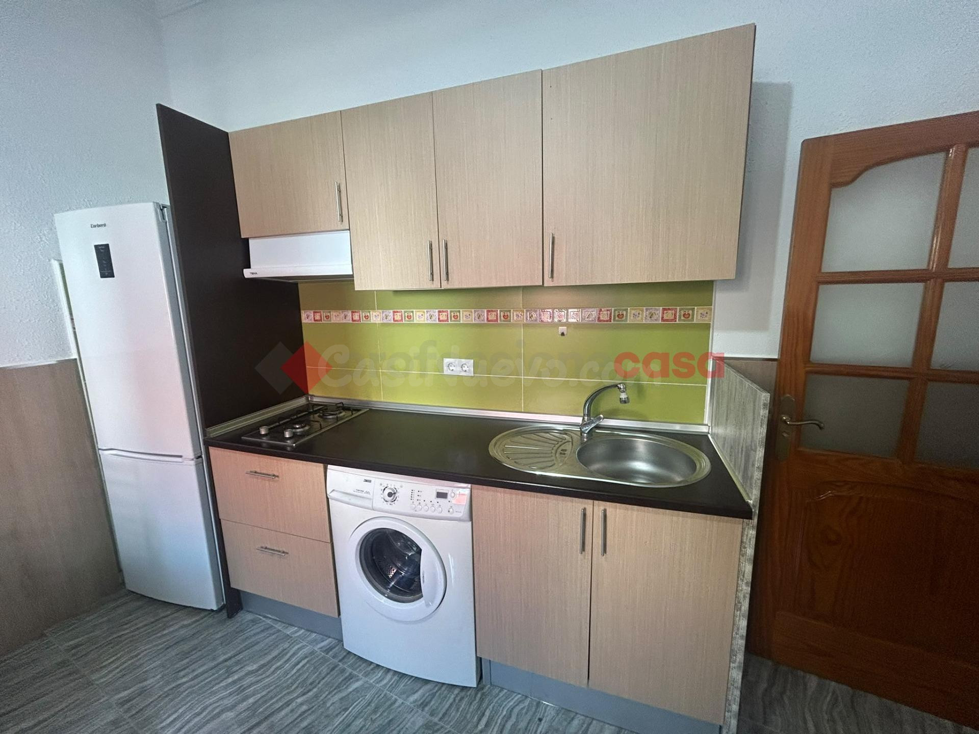 Alquiler en Sardina – Apartamento recién reformado, tranquilidad a un paso de Vecindario | 750 € gastos incluidos - foto 2