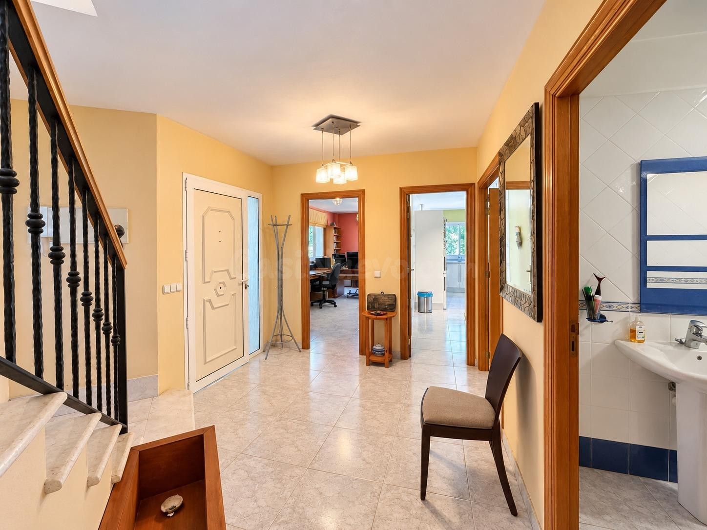 Exclusivo chalet en Portals Nous con 655 m2 de parcela, ampl - foto 4