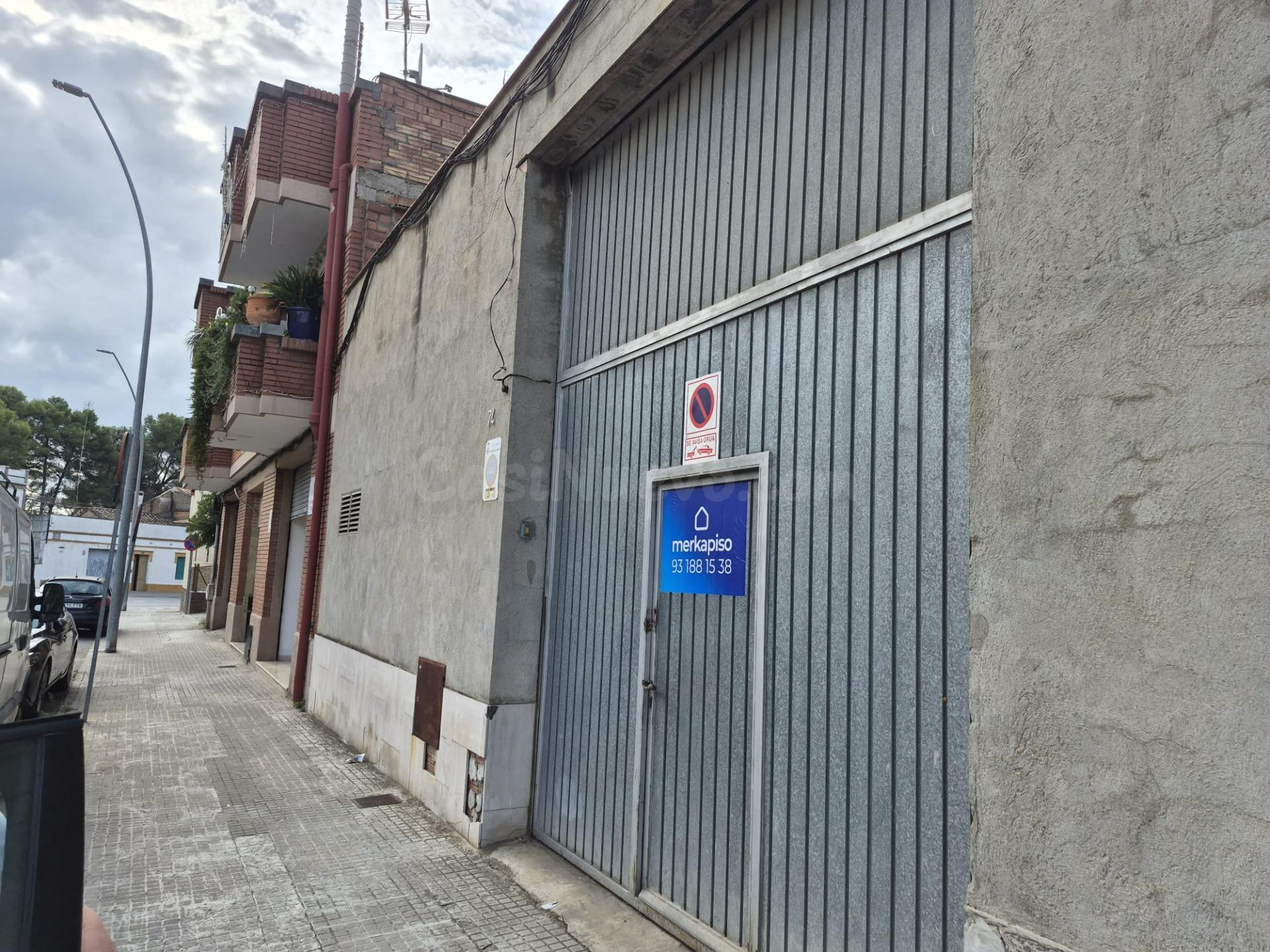 NAVE INDUSTRIAL DE 171 m2 CON PUENTE GRÚA – SANT CLIMENT DE LLOBREGAT