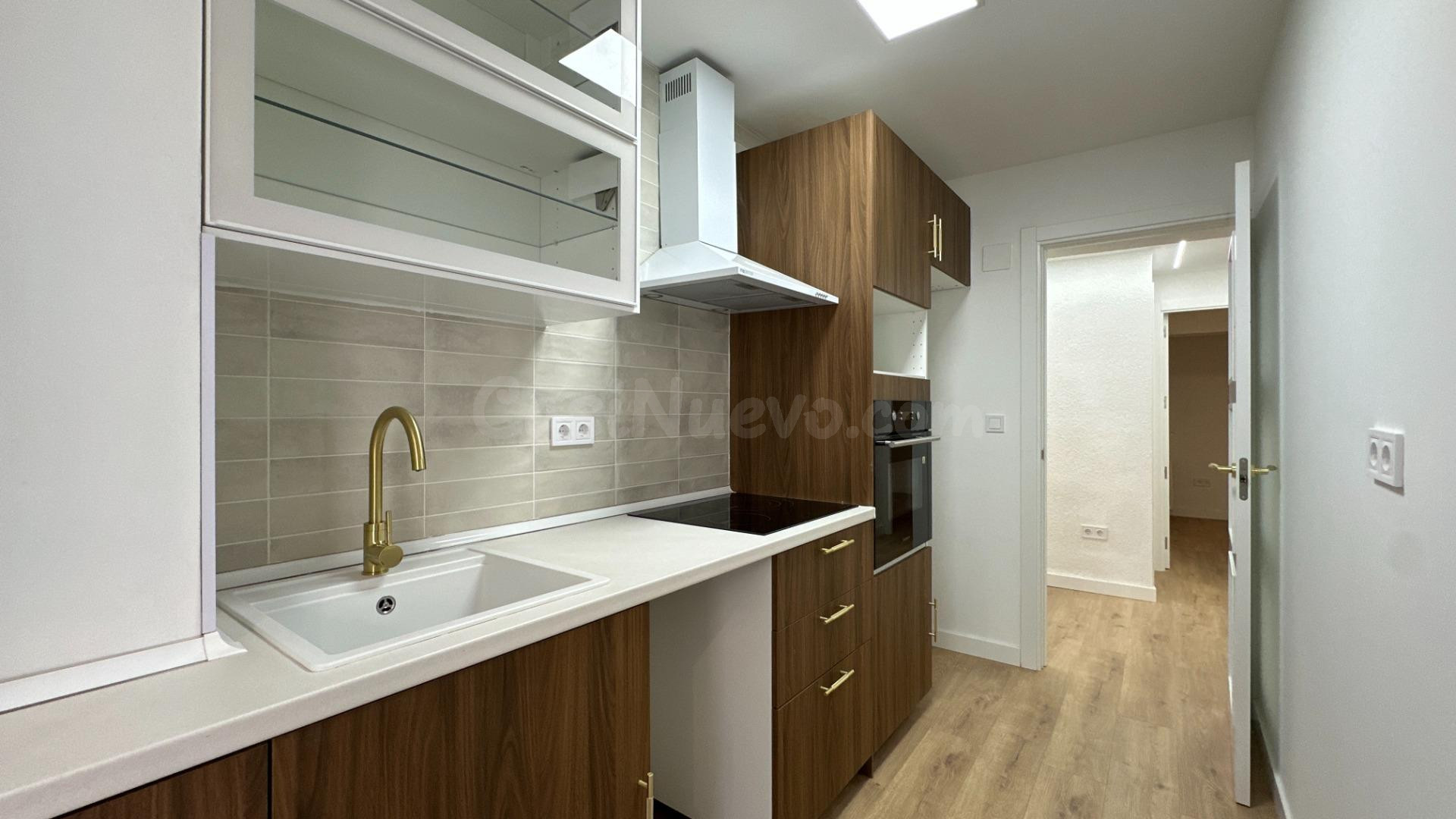 Piso ÚNICO en Av. Navarra: 84 m2 + Espectacular Terraza Privativa de 55 m2
