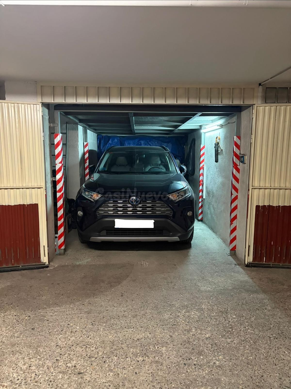 COCHERA CERRADA CON ALTILLO EN FÁTIMA – SOLO VENTA