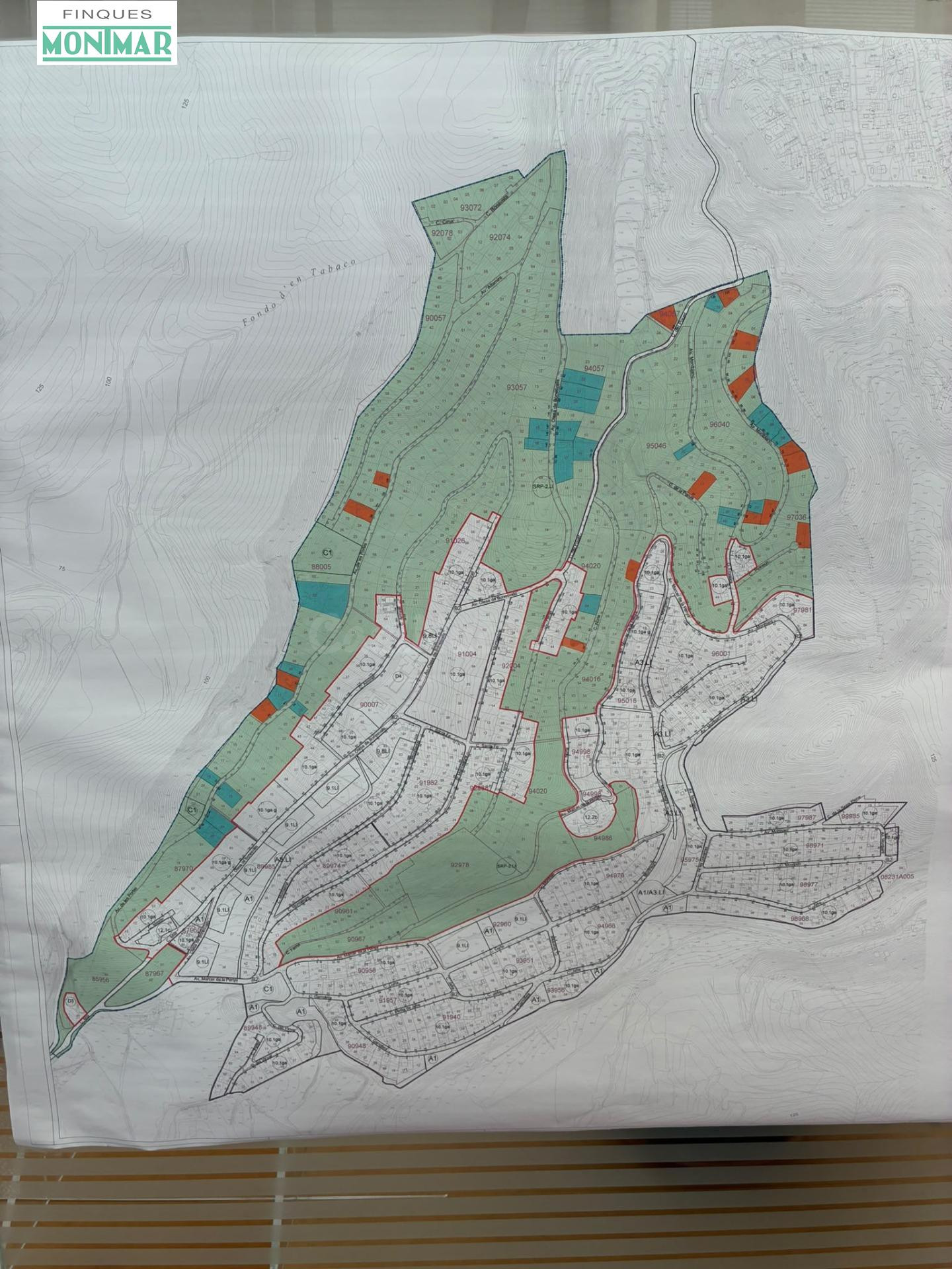 TERRENO DE 1.196 METROS EN CAN LLOSES (SANT PERE DE RIBES) - foto 4