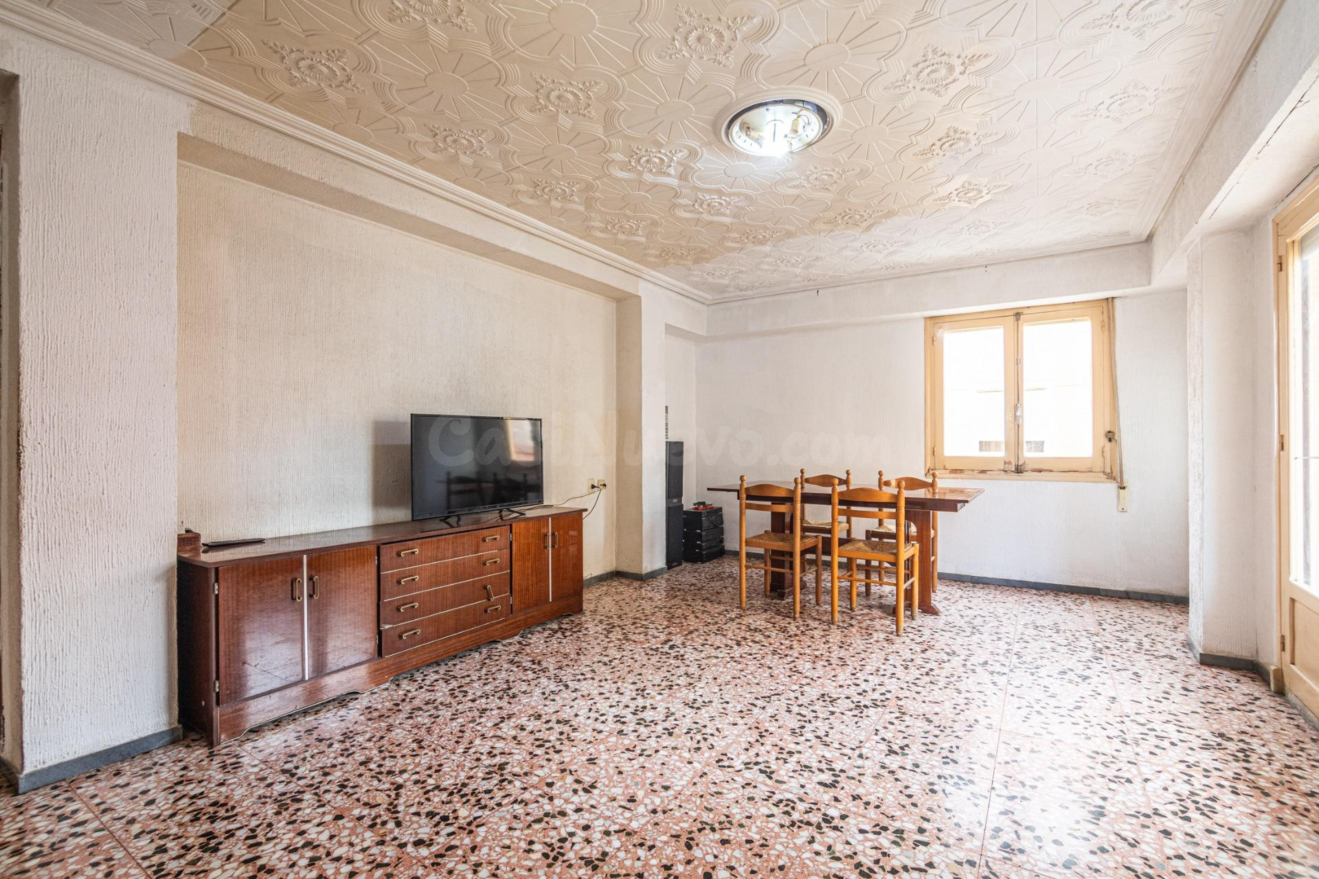 Piso de 4 habitaciones con ascensor en Altabix - Elche