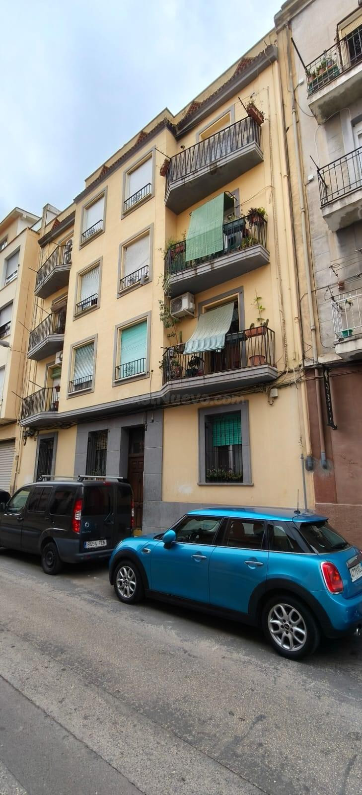 ¡Oportunidad en Alcoy! Vivienda con ascensor y terraza para reformar