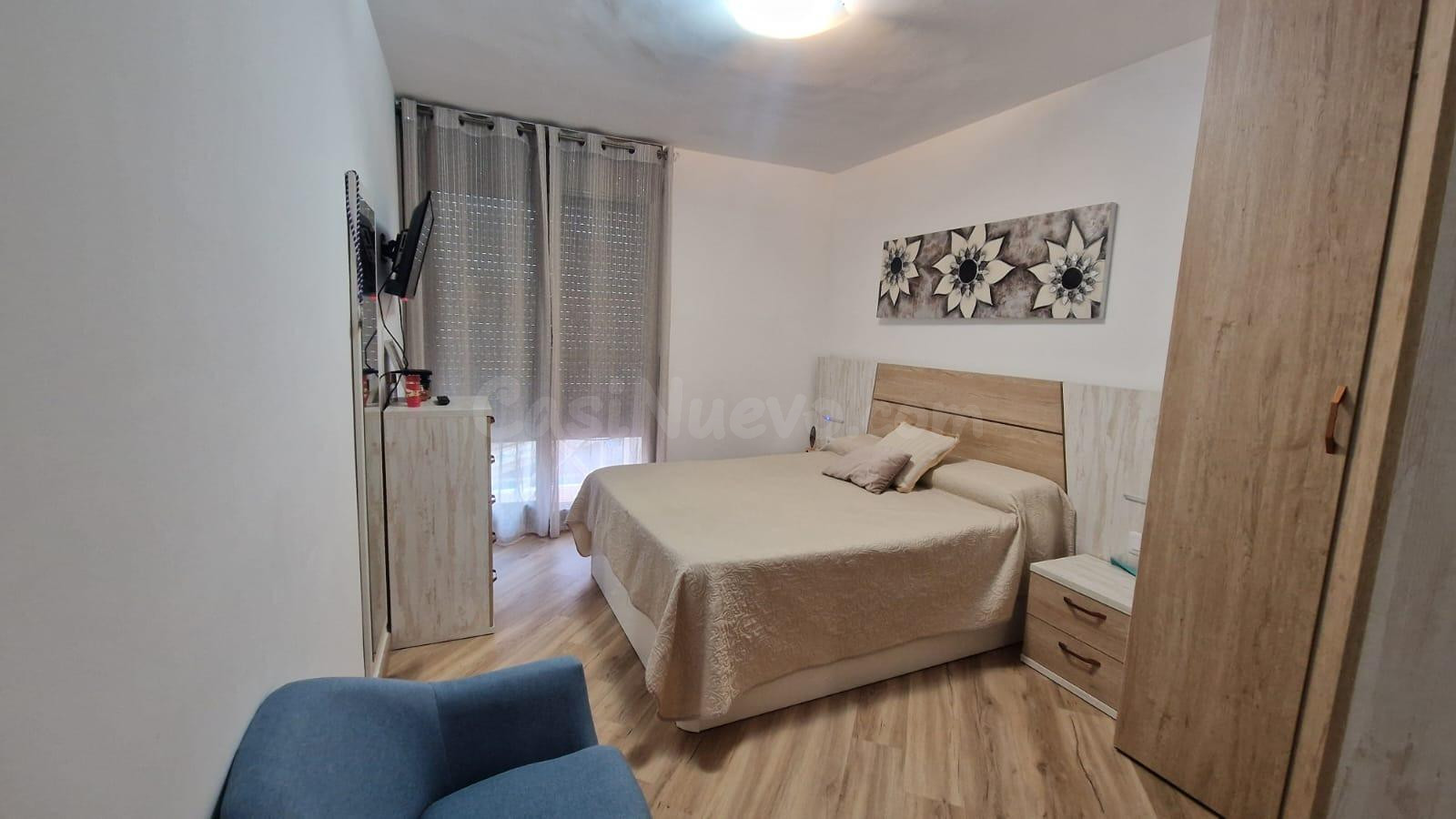 Amplio Piso en el Corazón de La Ràpita - Oportunidad Única - foto 2