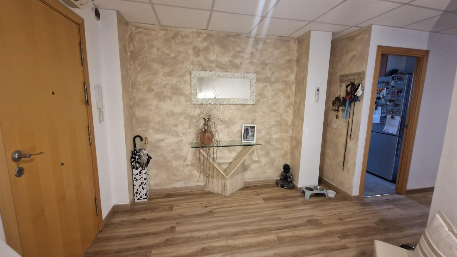 Amplio Piso en el Corazón de La Ràpita - Oportunidad Única - foto 5