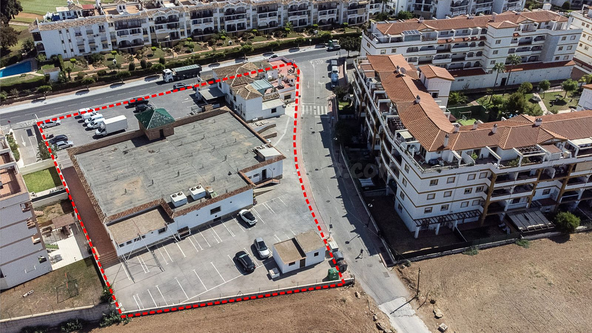 Parcela 2580m² en venta - Riviera del sol