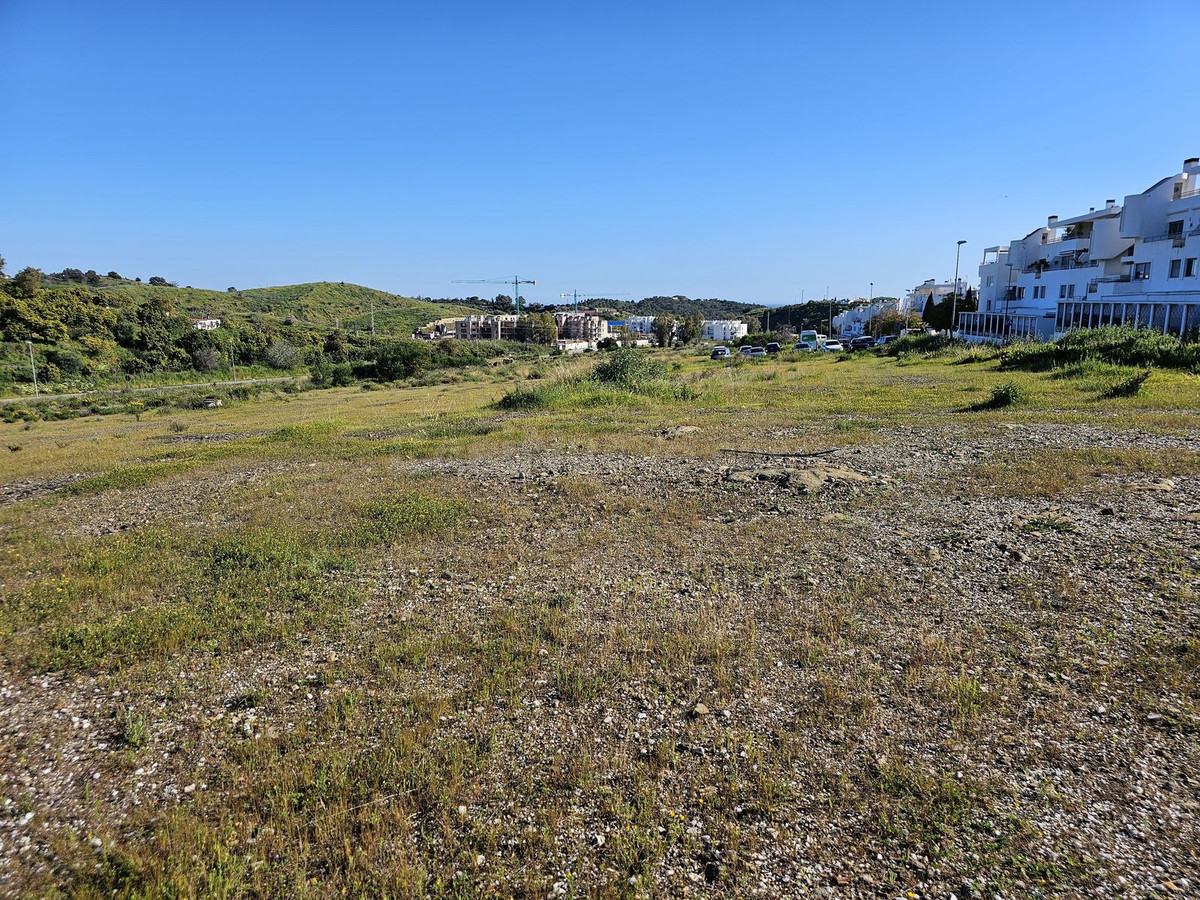 Terreno urbanizable en La Cala de Mijas con alto potencial inversor