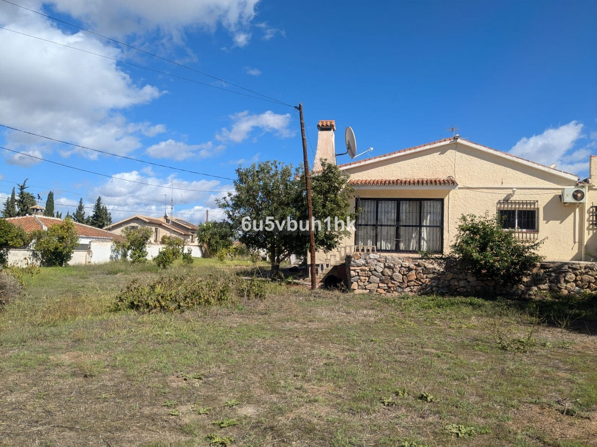 Chalet 4 habitaciones 480m² en venta - Puerto Sol-Los Almendros-El Tomillar