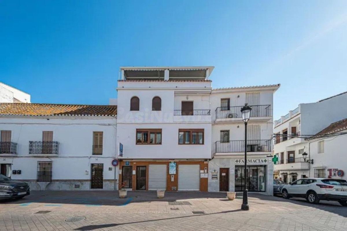Complejo Turístico 10 habitaciones 515m² en venta - Costa del Sol