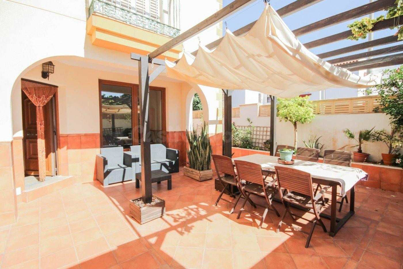 Espectacular Adosado en La Romanilla, Roquetas de Mar por €389,000