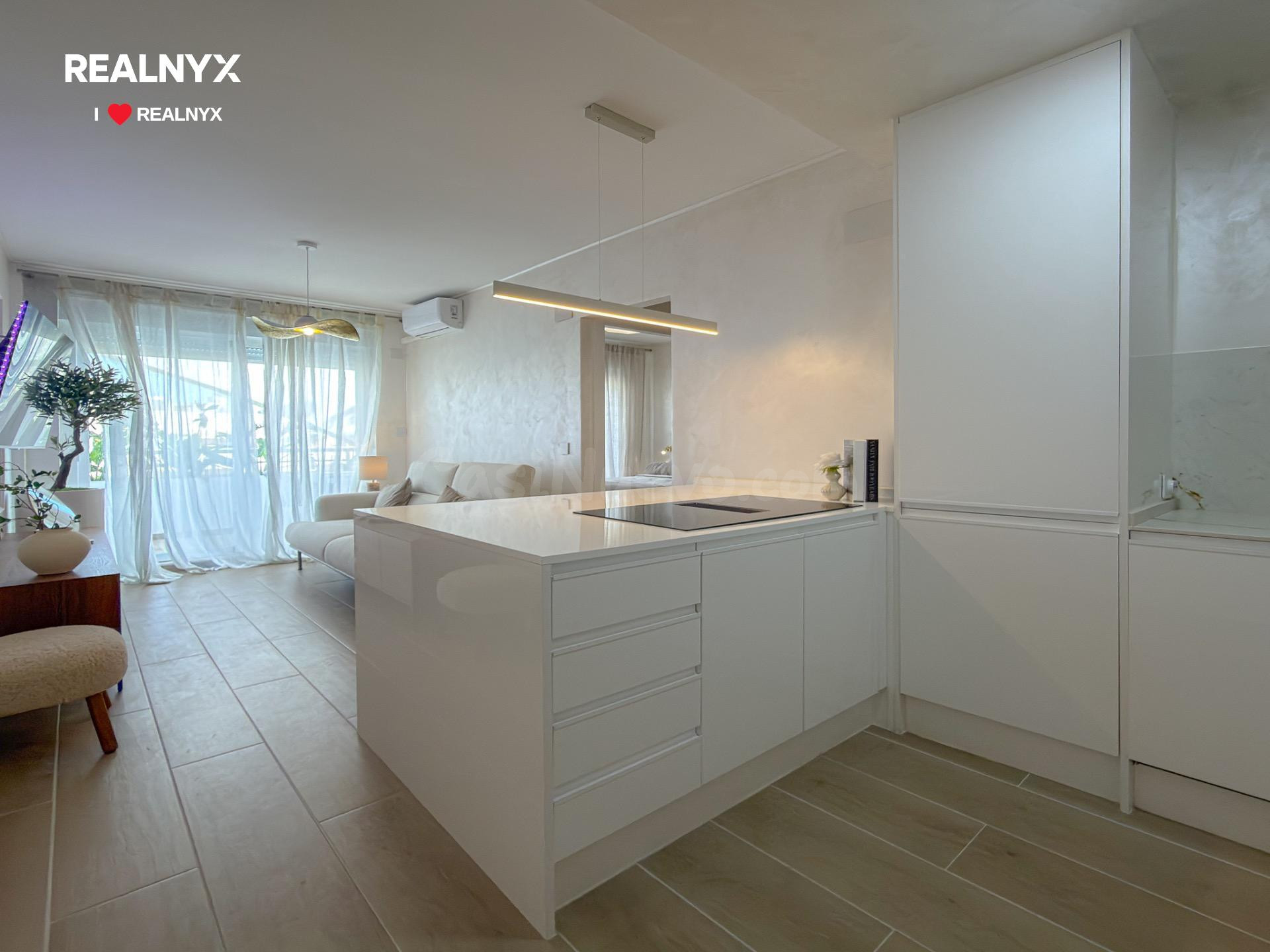 Encantador Ático con increíble diseño, nuevo a estrenar + 2 piscinas comunitarias