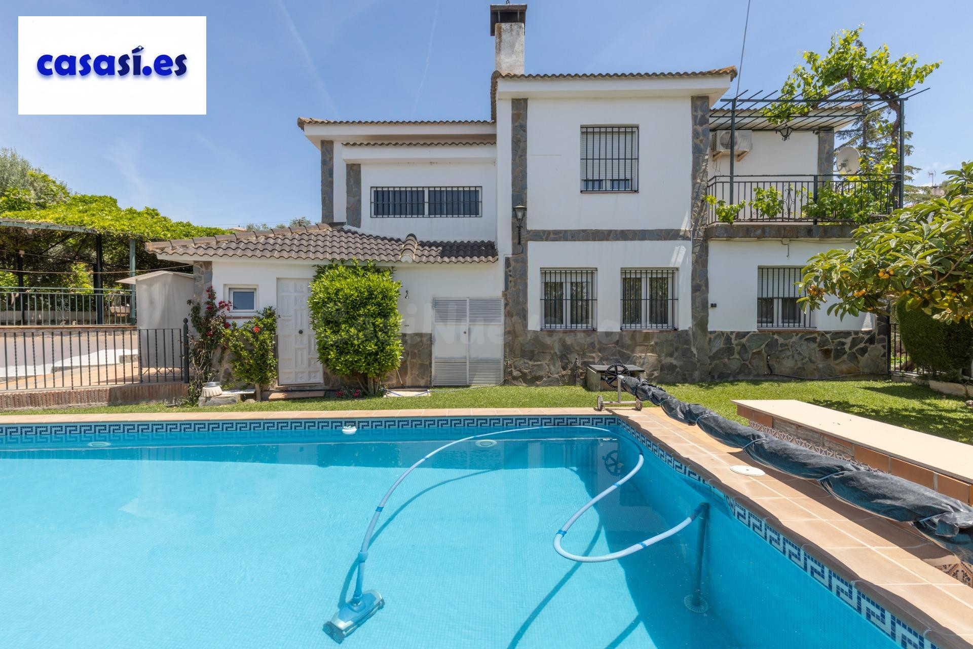 Vivienda Exclusiva en Urbanización Viñas del Rey – Otura