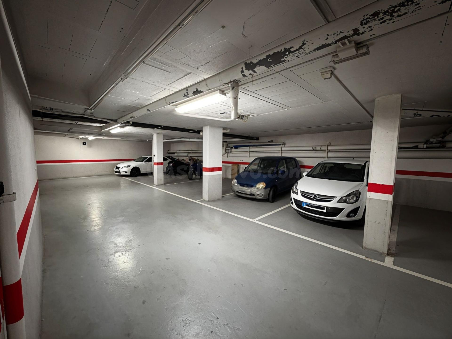 Garaje 20m² en venta - Estepona Centro - foto 3